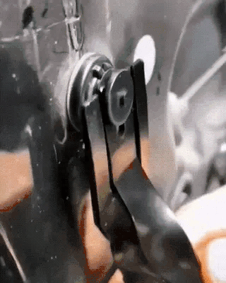 Fastener removal tool