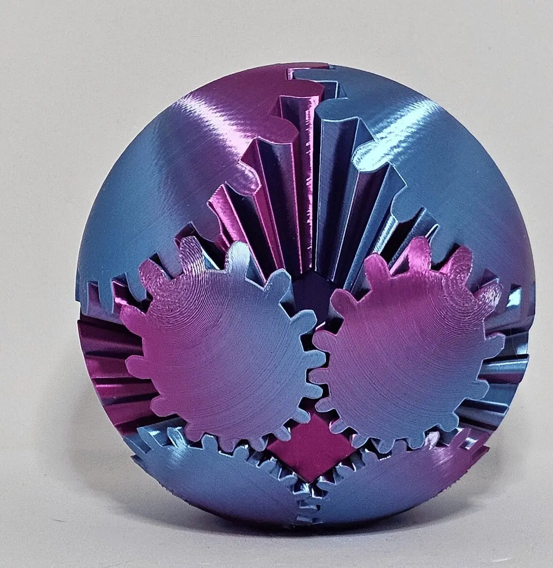 Different color options of GearSphere
